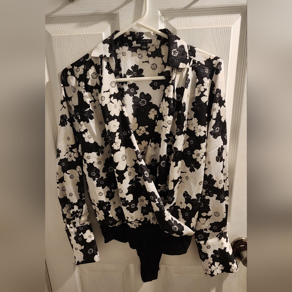 Ann Taylor Black and White Floral Blouse/Bodysuit